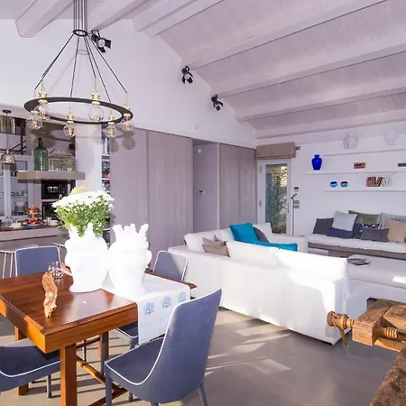 Aura 6, Emma * 贾迪尼-纳克索斯